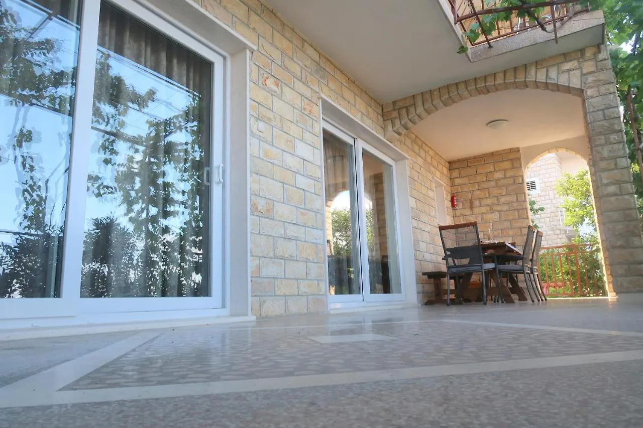 Cvita Apartments Trogir