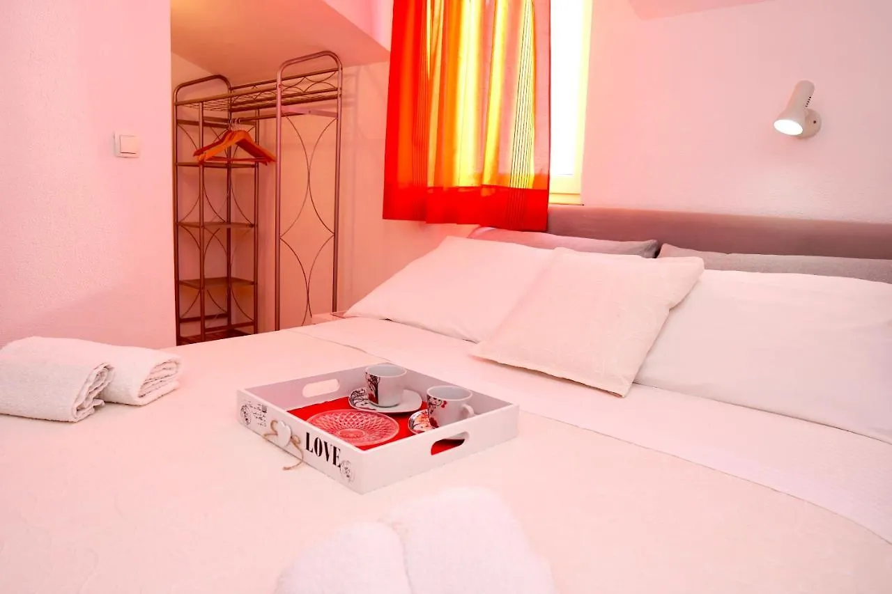 Cvita Apartments Trogir