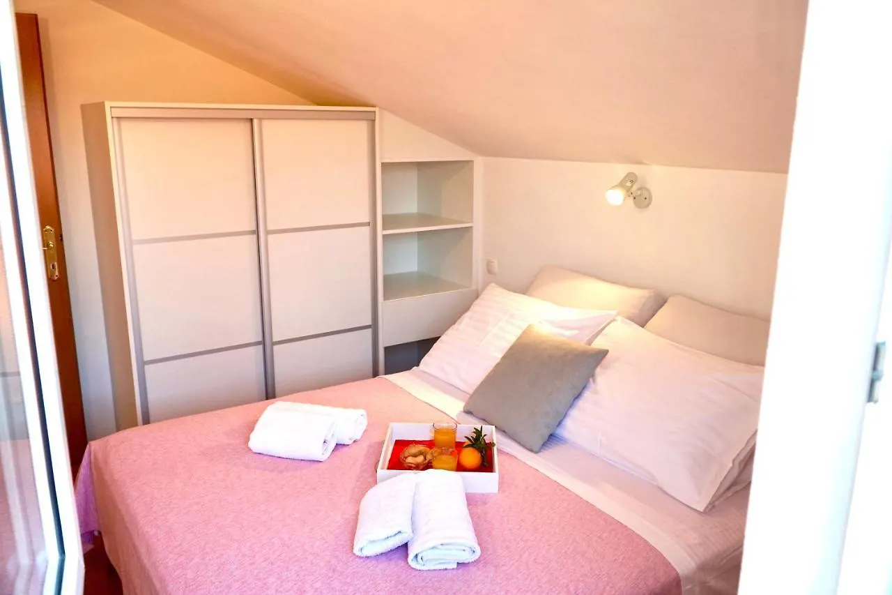 Cvita Apartments Trogir