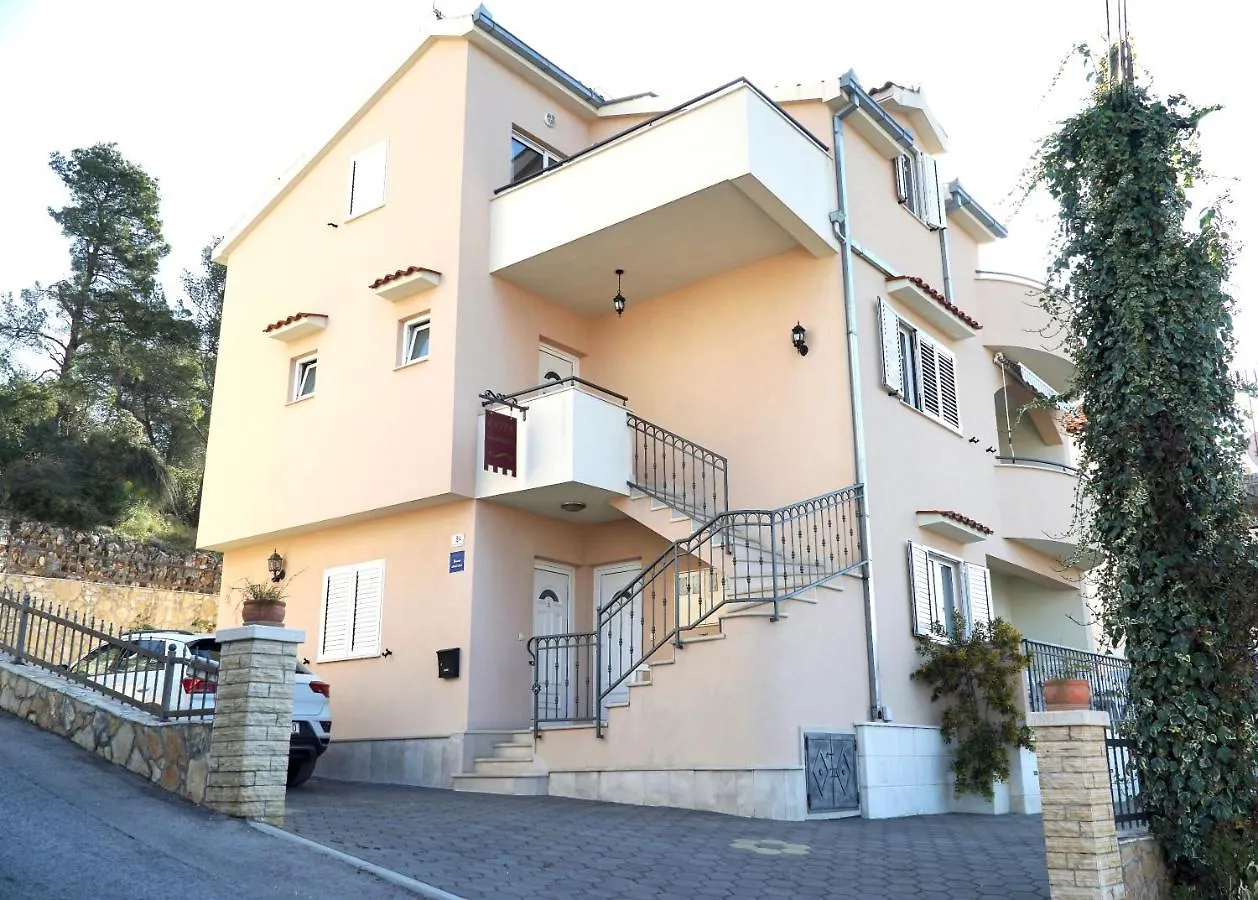 Cvita Apartments Trogir